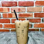 Cà phê sữa đá phục vụ tại Saigon Vegan, Garden Grove, CA