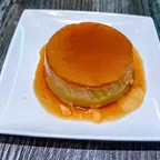 Bánh flan béo mịn, thuần chay tại Saigon Vegan, Garden Grove, CA