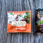 Trà nhài hoặc trà Earl Grey hữu cơ tại Saigon Vegan, Garden Grove, CA